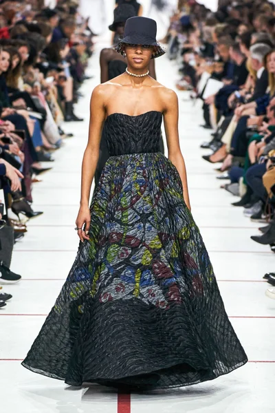 Look 85